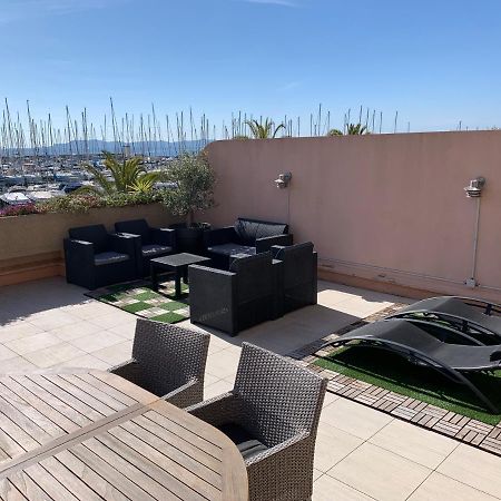 Cap Au Sud Apartment Hyeres Bagian luar foto