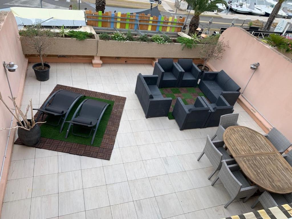 Cap Au Sud Apartment Hyeres Bagian luar foto